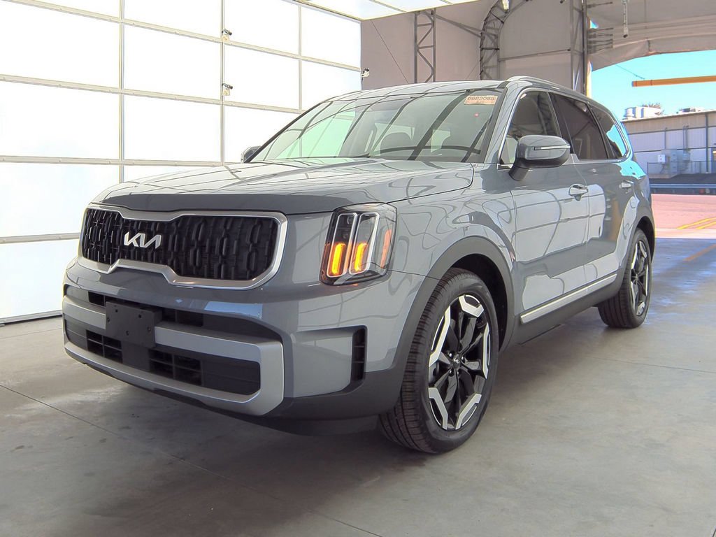 Used 2024 Silver Kia EX image 2