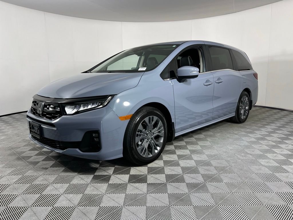 2025 Honda Odyssey Touring photo 2