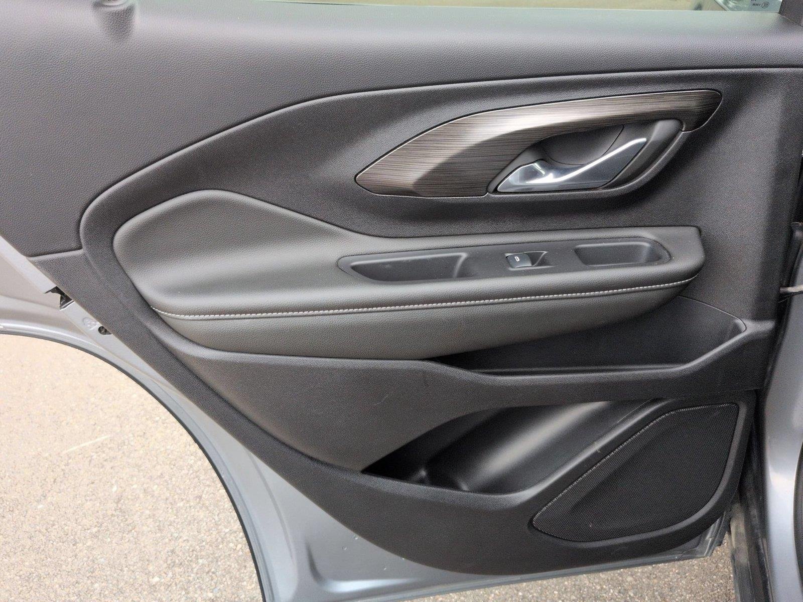 Used 2024 Sterling Metallic GMC SLE image 30