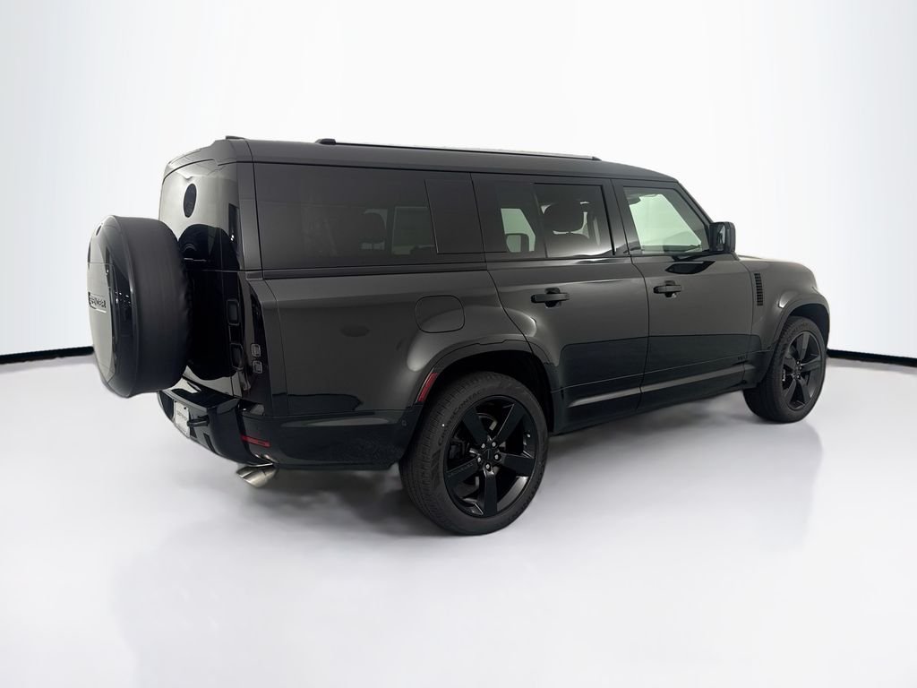 New 2026 Santorini Black Land Rover V8 image 5