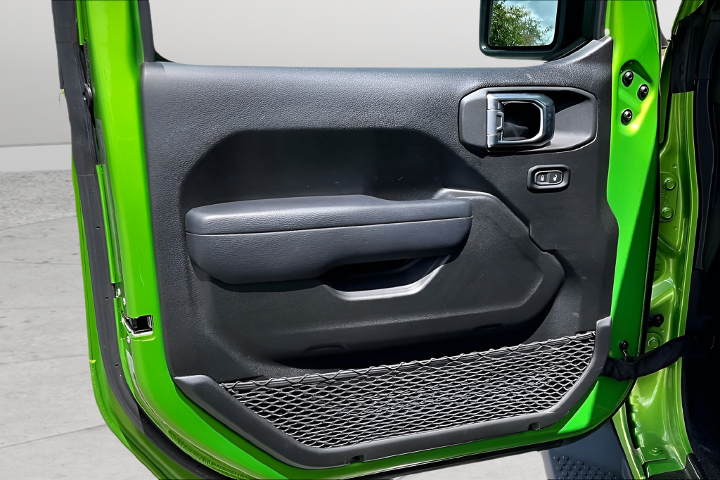 Used 2025 Green Jeep Sport image 17