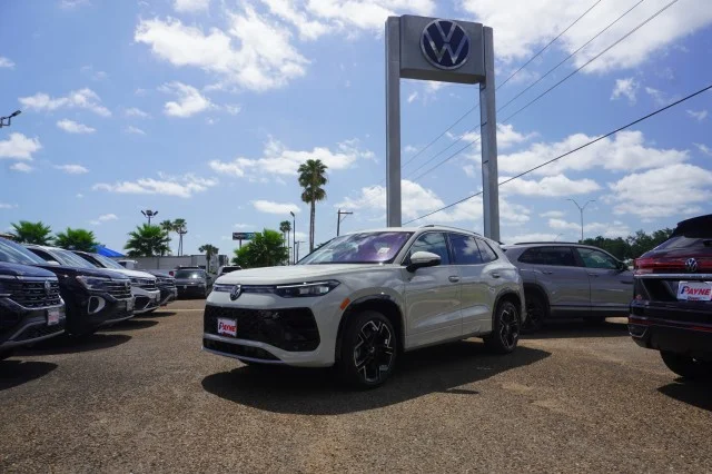 2026 Volkswagen Tiguan SEL R-Line Turbo
