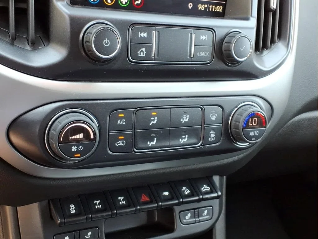Used 2022 Black Chevrolet ZR2 image 8