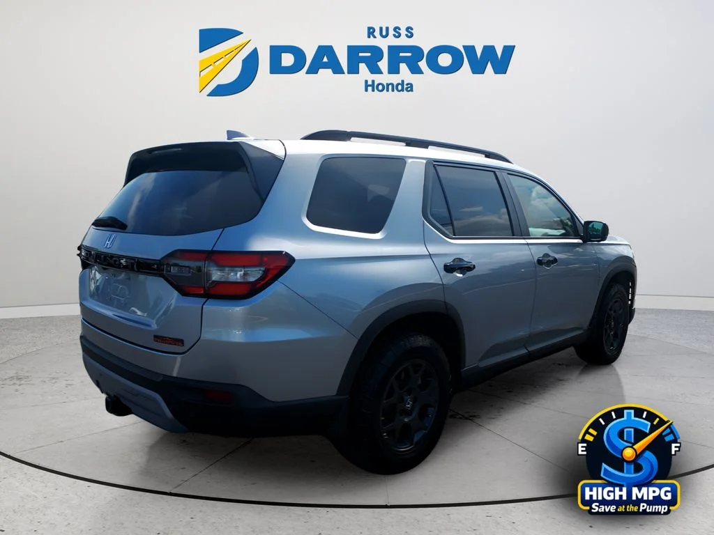 Certified Used 2025 Silver Honda TrailSport image 5