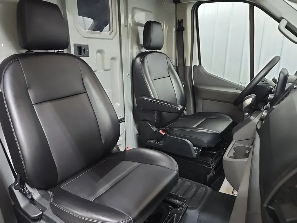 Used 2025 White Ford Base image 16