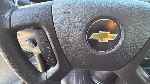 2025 Chevrolet Express Cargo Work Van - Photo 19