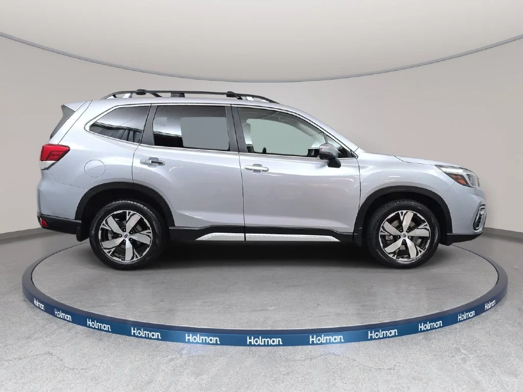 Used 2019 Silver Subaru Touring image 5