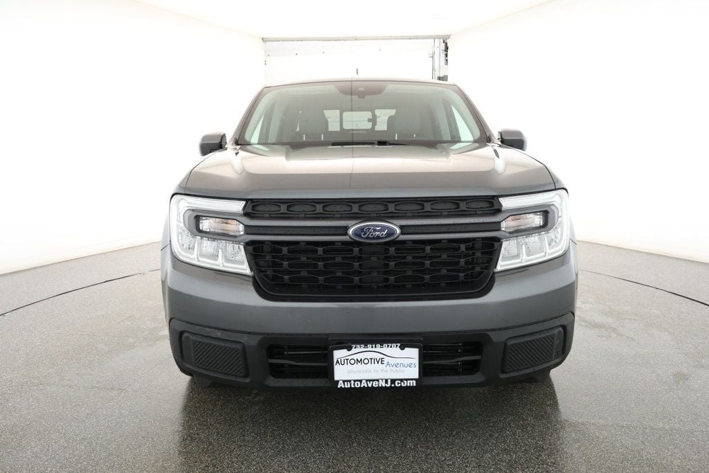 2023 Ford Maverick XLT photo 2