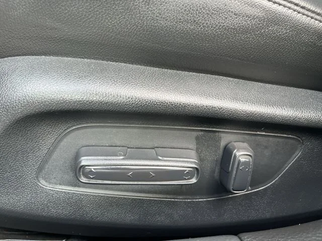 Used 2025  Honda Sport Touring image 16