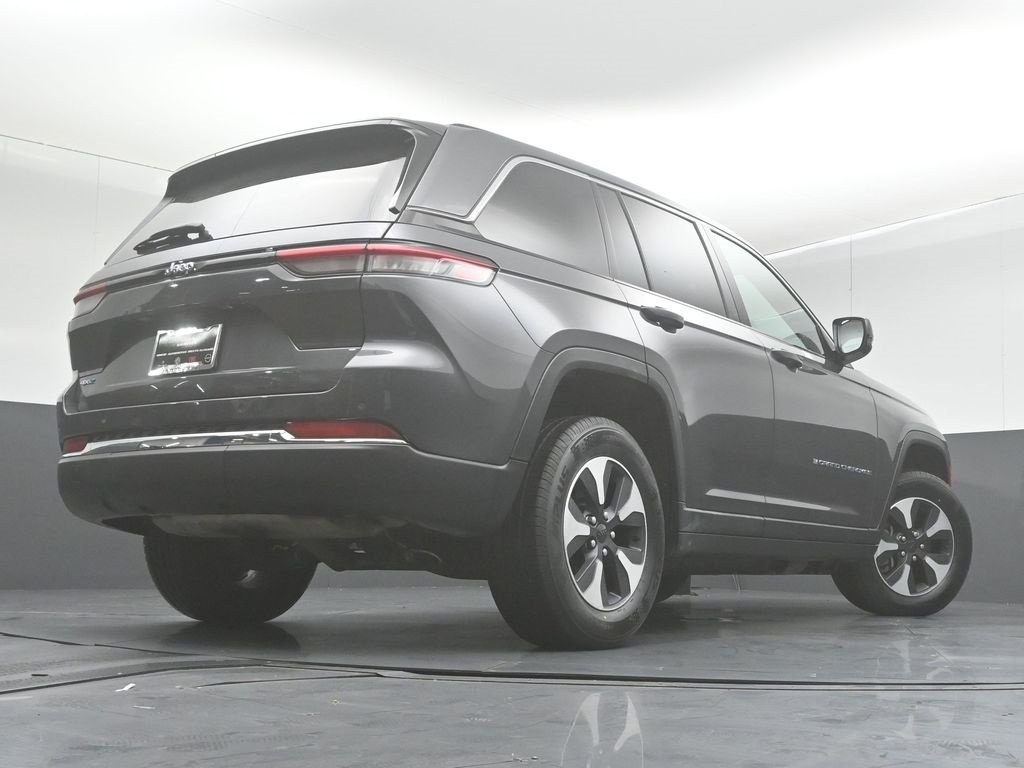 2022 JEEP GRAND CHEROKEE - Image 36