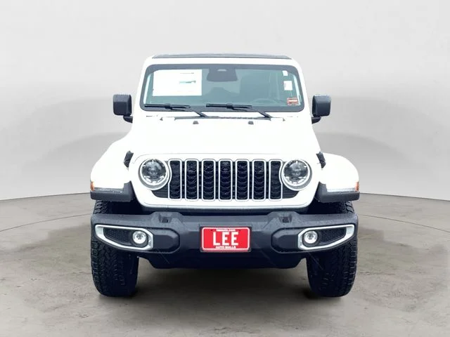 New 2026 Bright White Clearcoat Jeep 4-DOOR SAHARA image 9