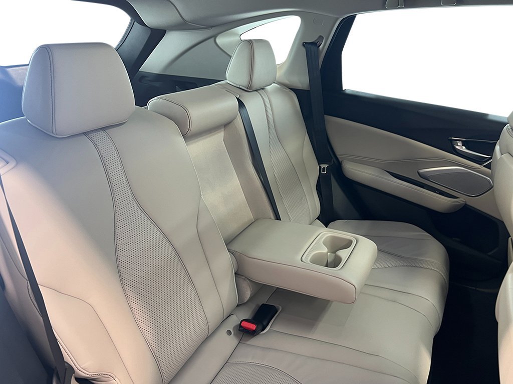 New 2026 Majestic Black Pearl Acura w/Technology Package image 36
