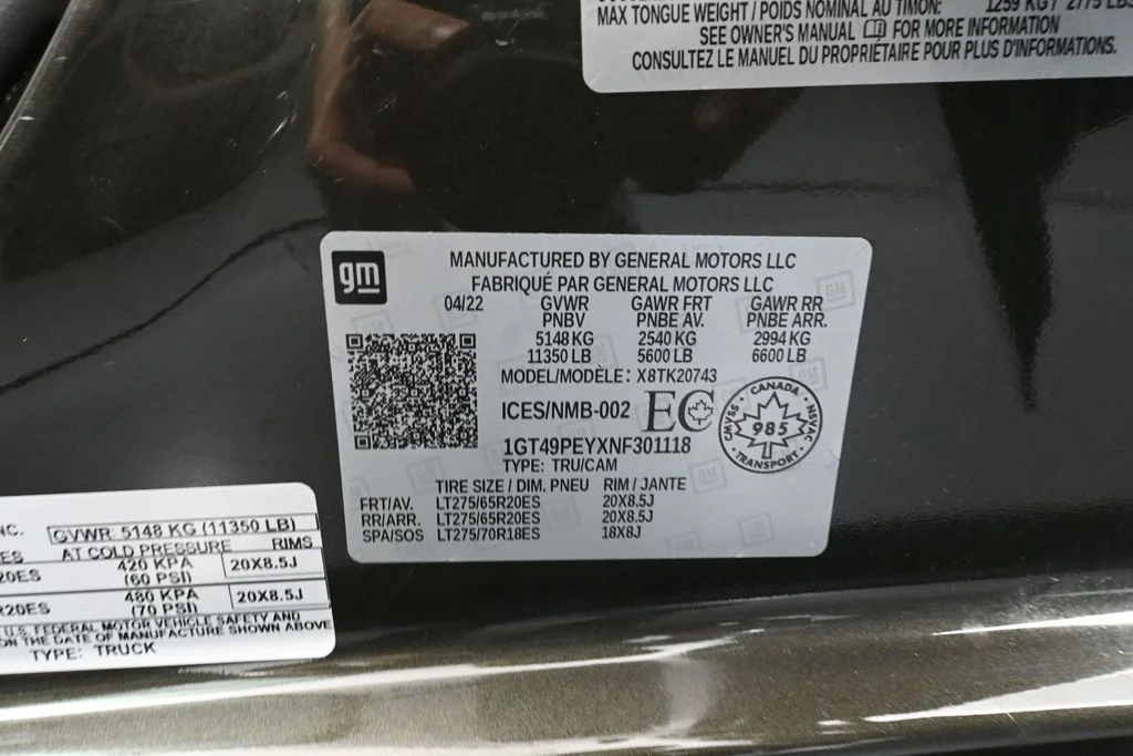 Used 2022 Green GMC AT4 image 59