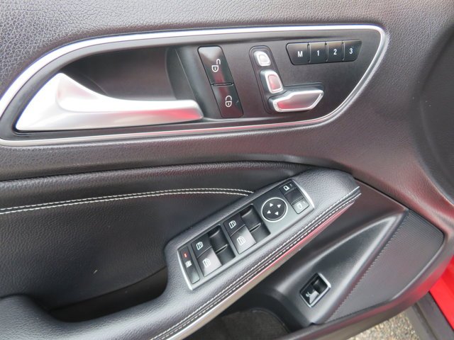 Used 2020 Jupiter Red Mercedes-Benz GLA 250 image 20
