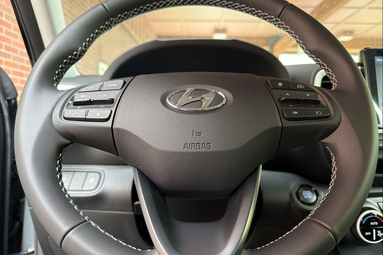 New 2026 Gray Hyundai SEL w/Two-Tone Roof image 29