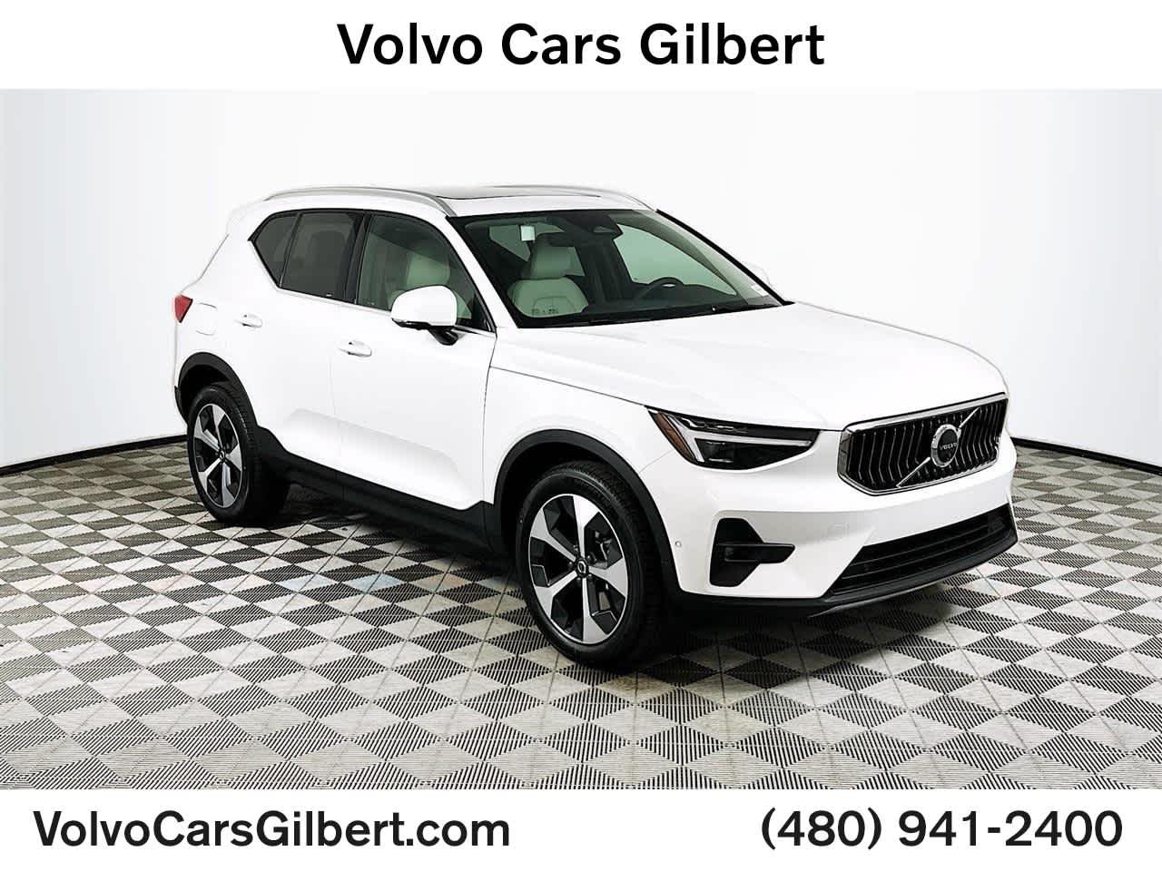 2025 Volvo XC40