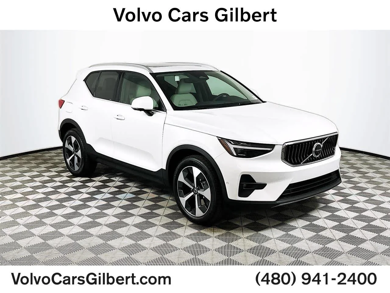 2025 Volvo XC40 B5 Plus Bright AWD's photo