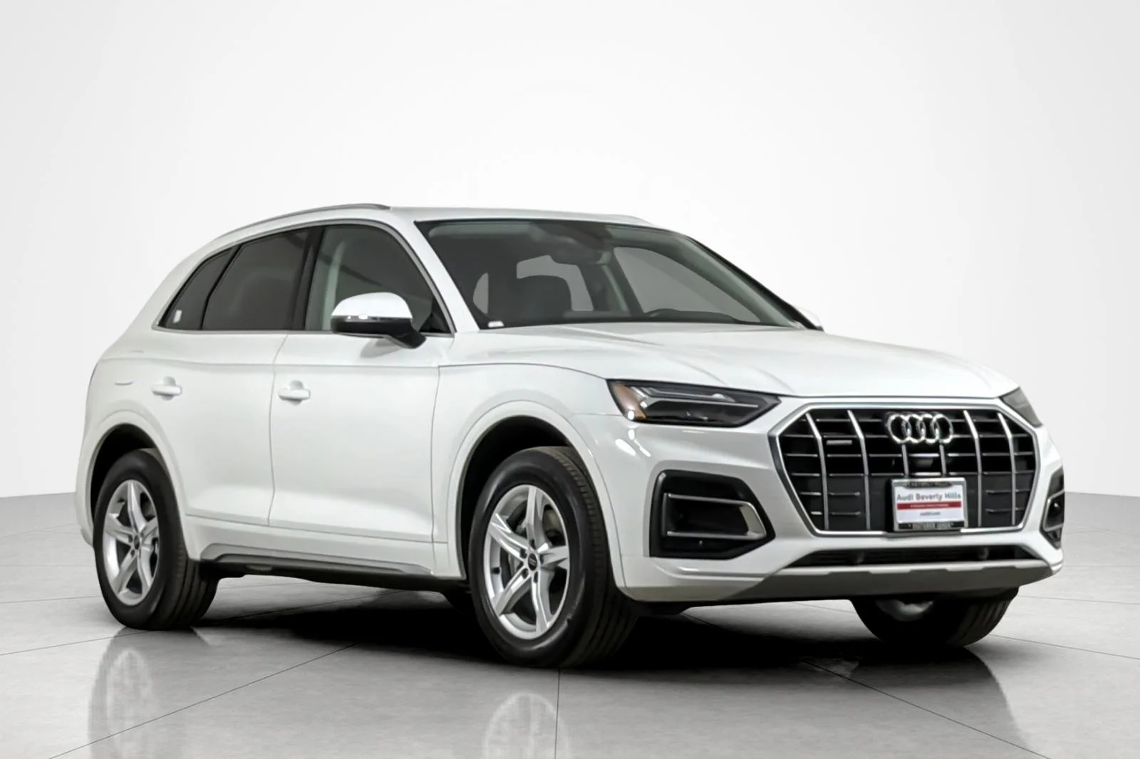 Used 2023 Ibis White Audi Premium 40 TFSI quattro image 7