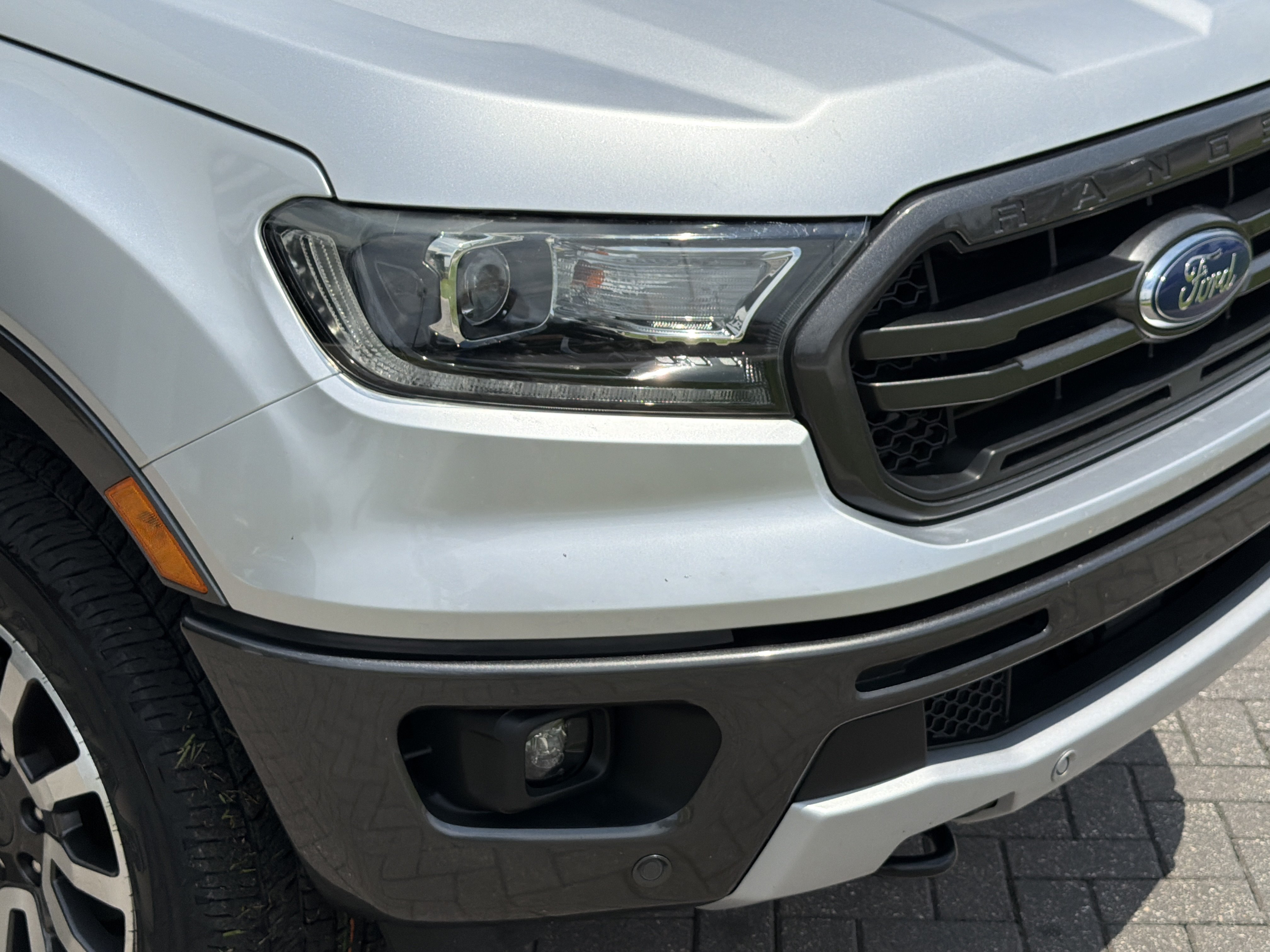 Used 2019 Ingot Silver Metallic Ford LARIAT image 9