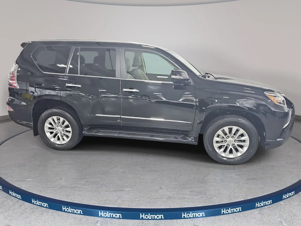 Used 2017 Black Lexus 460 image 5