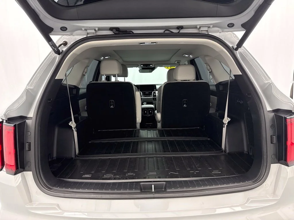 Used 2023 Gray Kia SX image 8