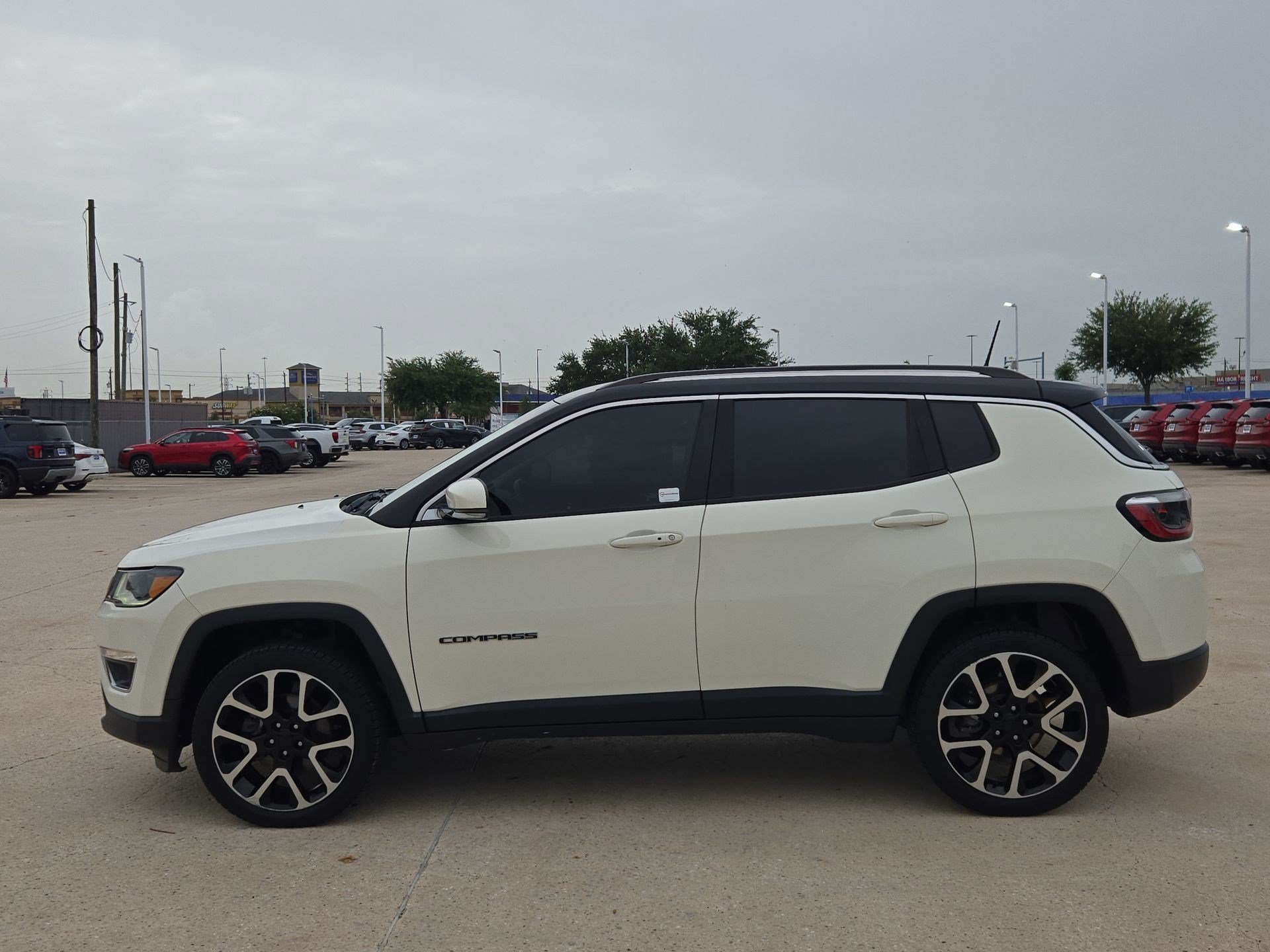 Used 2019 White Clearcoat Jeep Limited image 6