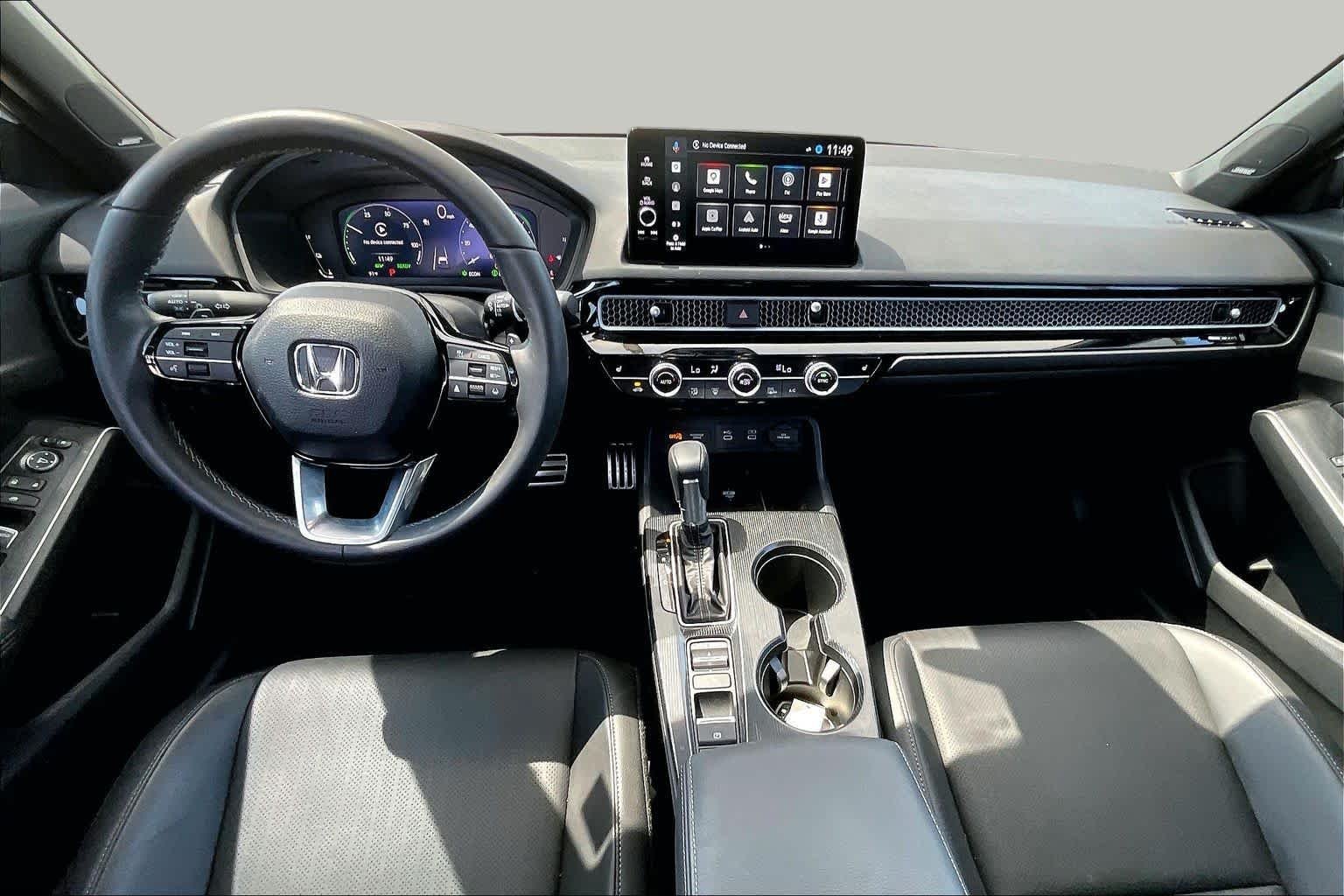 Used 2025 Platinum White Pearl Honda Sport Touring image 16