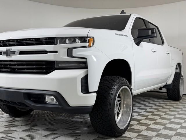 Used 2020 Summit White Chevrolet RST image 8