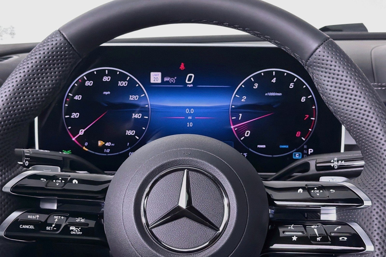 New 2026 MANUFAKTUR Alpine Grey Metallic Mercedes-Benz CLE 300 4MATIC® Coupe image 18