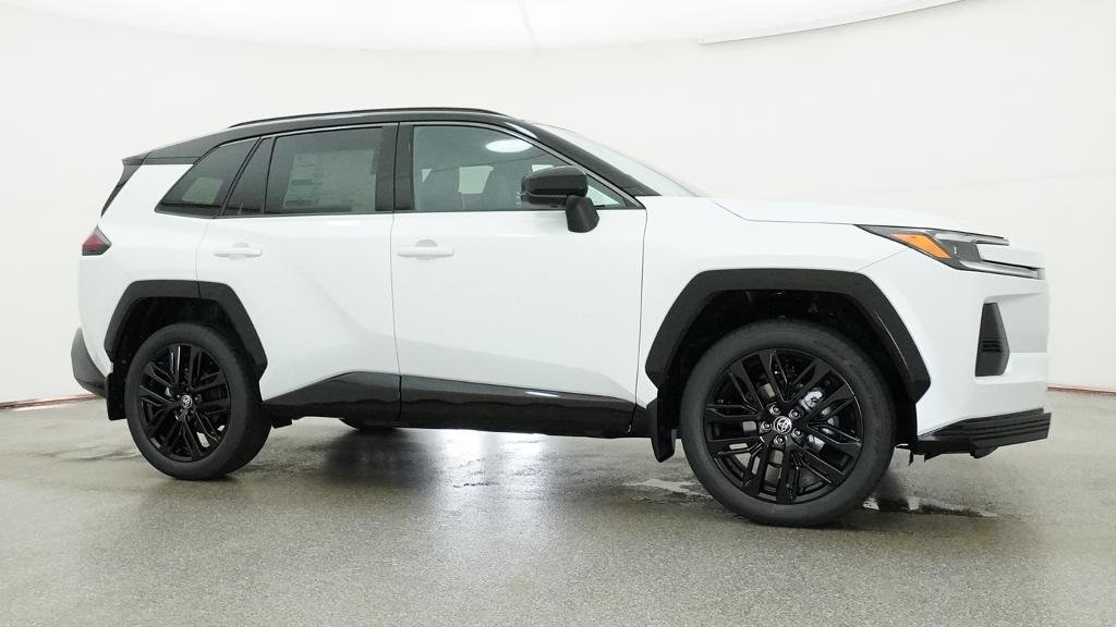 New 2026 Wind Chill Pearl with Midnight Black Metallic roof Toyota XSE image 11