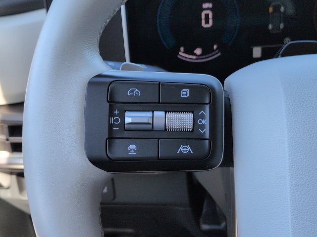 Certified Used 2025 White Hyundai SEL image 23