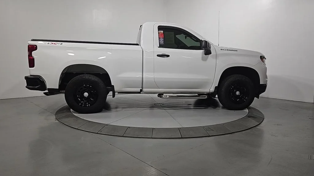 Used 2025 White Chevrolet WT image 7