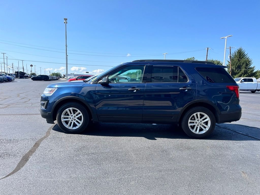 Used 2016 Blue Ford Base image 7