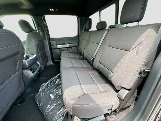 New 2026 Blue Ford XLT image 17