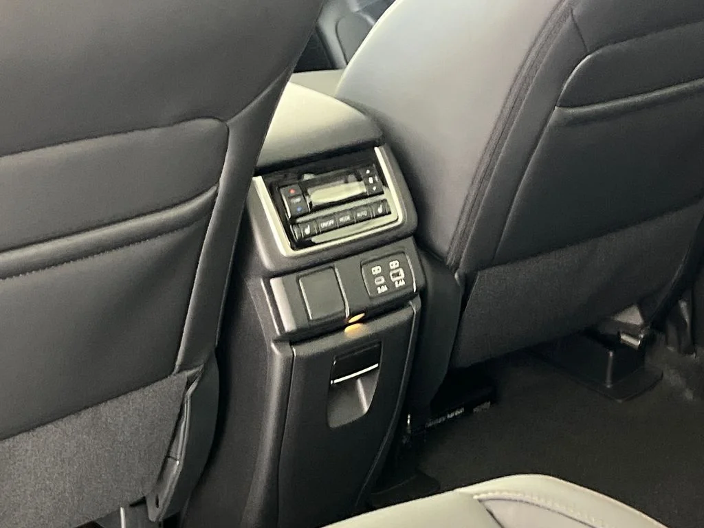 2026 Subaru Ascent Limited Bronze Edition - Photo 36
