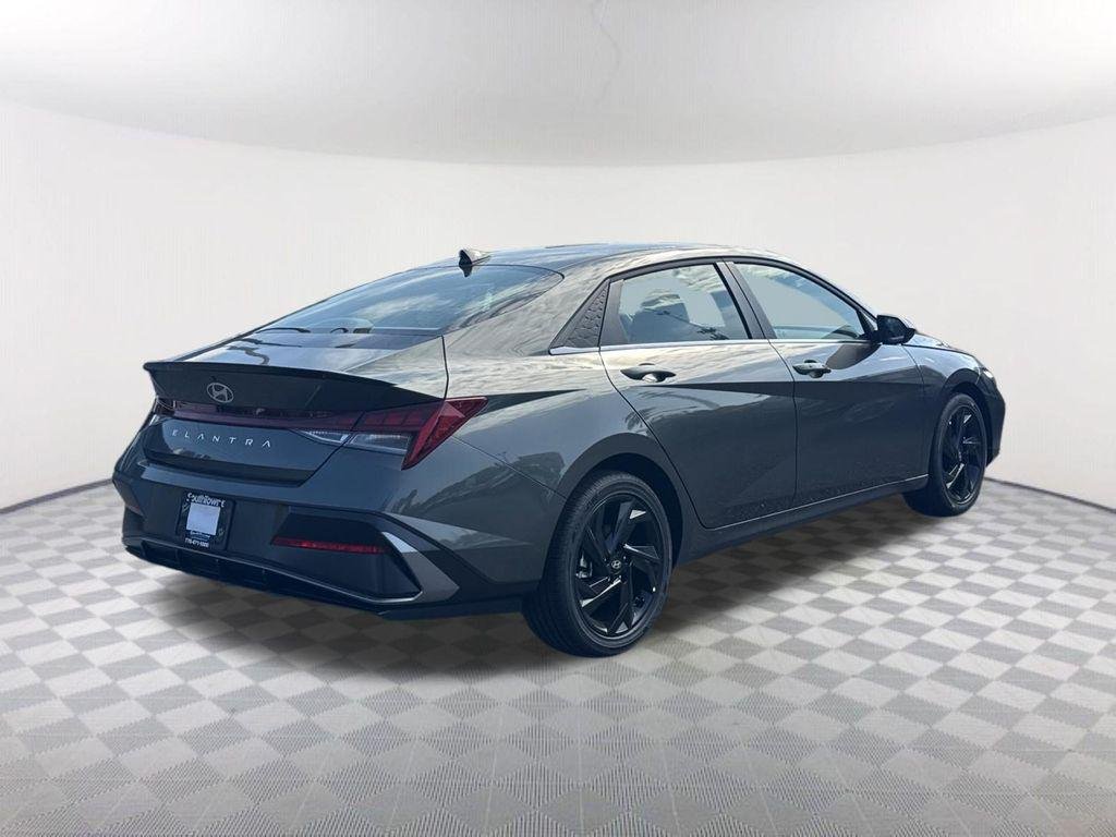 New 2026 Gray Hyundai SEL Sport image 5