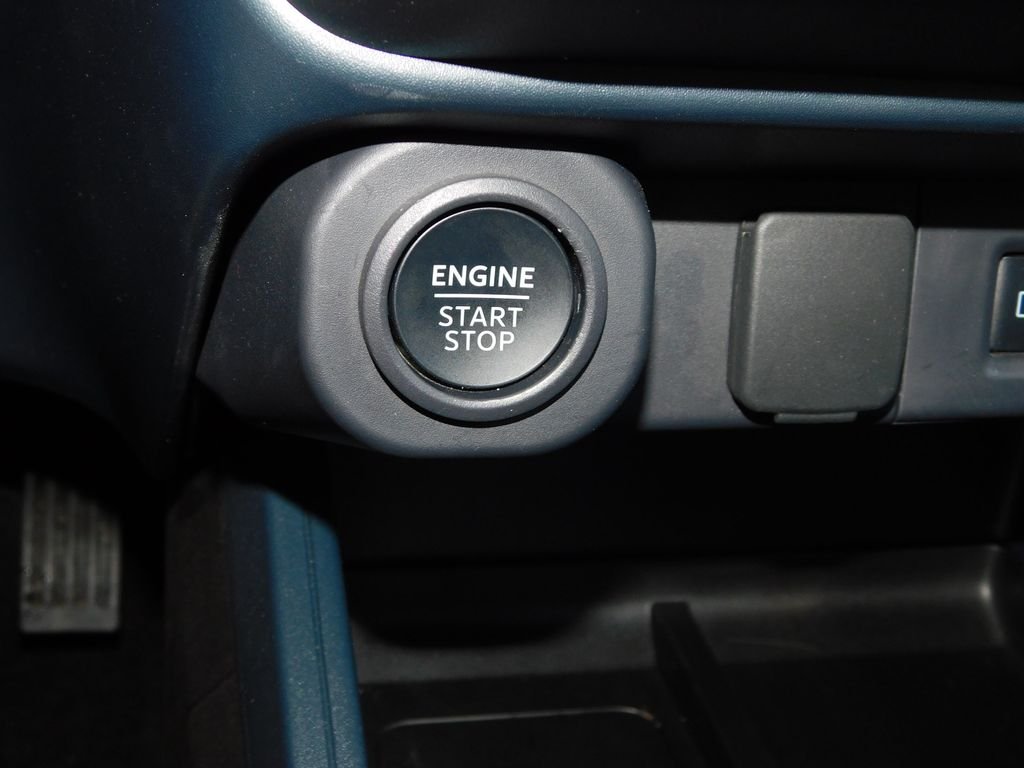 Used 2026 Red Ford Lariat image 34