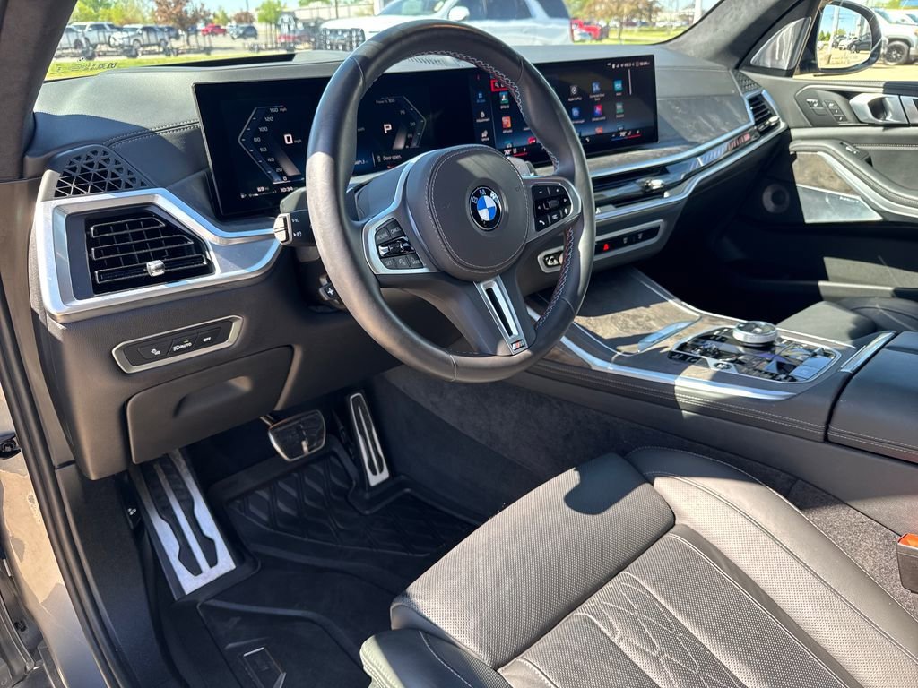2025 BMW X7 M60i - Photo 12
