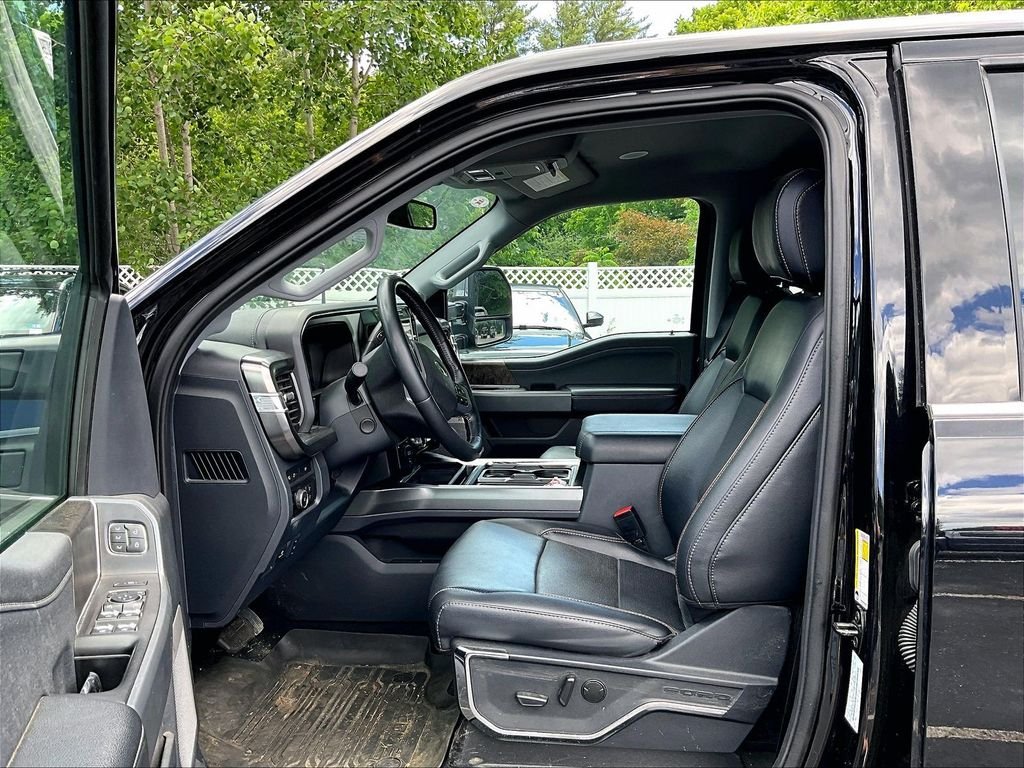 Used 2023 Black Ford Lariat image 7