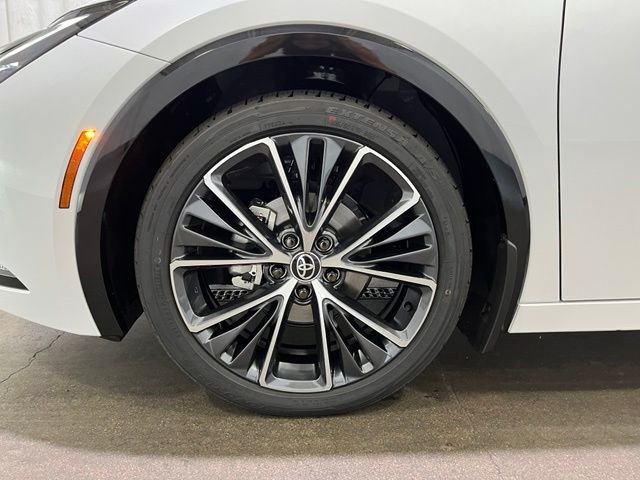 New 2026 Wind Chill Pearl <sup>1</sup> Toyota  XLE image 22