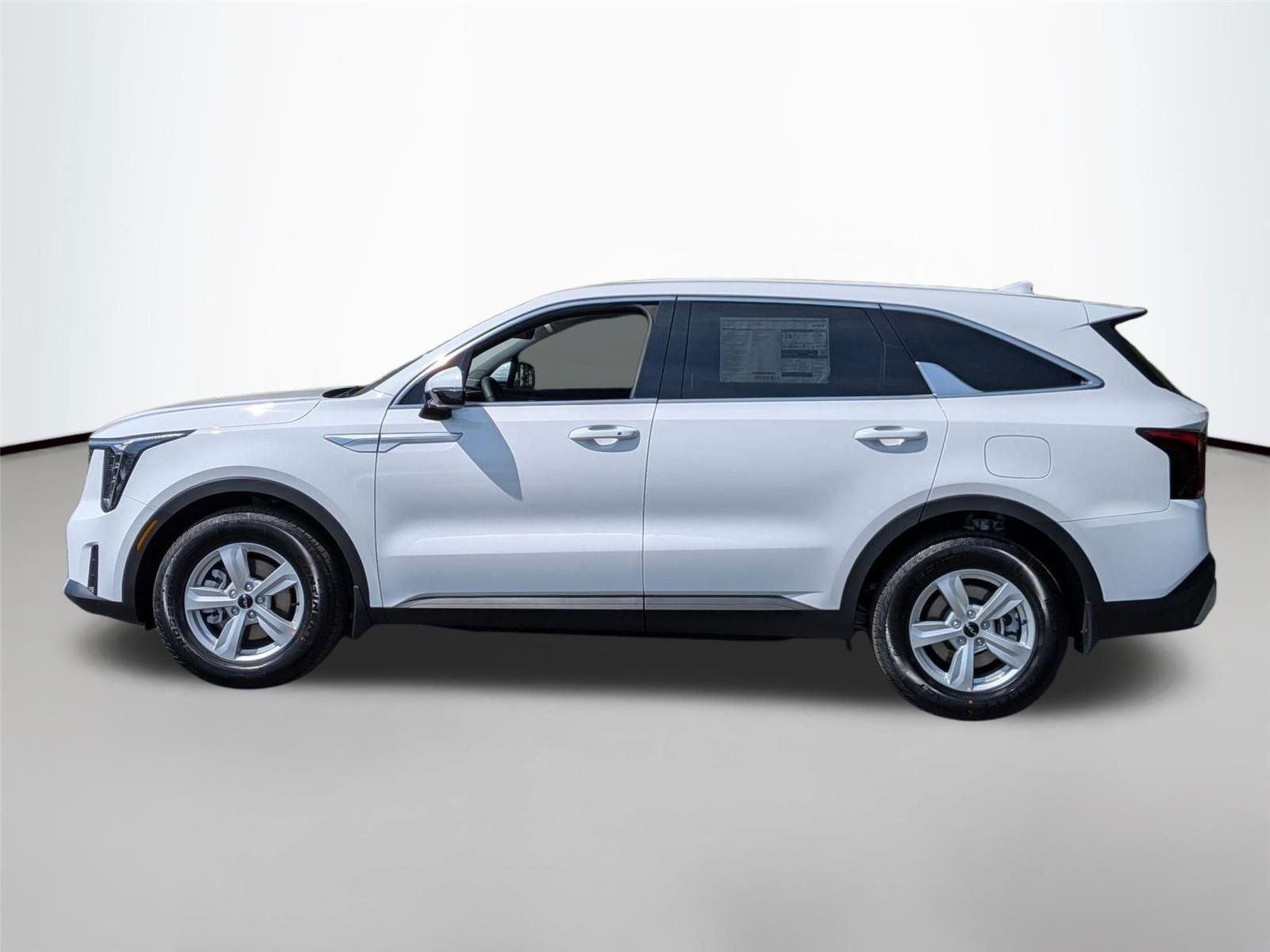 New 2026 Glacial White Pearl Kia LX image 2