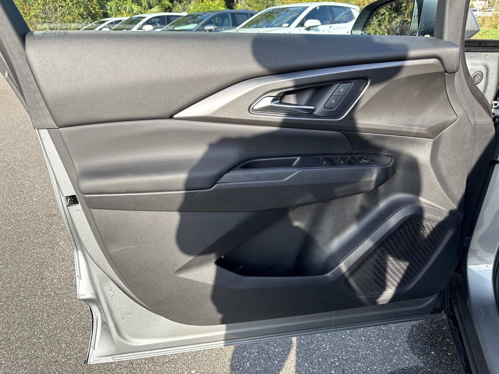 2026 Chevrolet Equinox EV 1LT - Photo 17