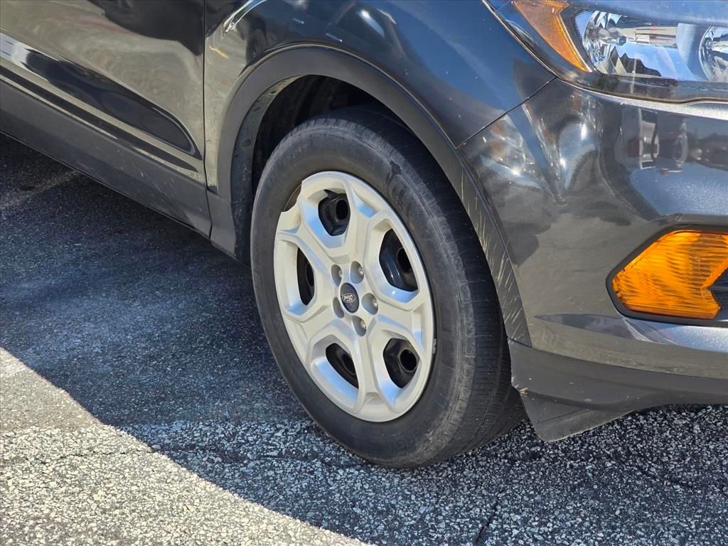 Used 2019 Gray Ford S image 17