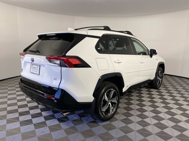 Used 2024 White Toyota SE image 9