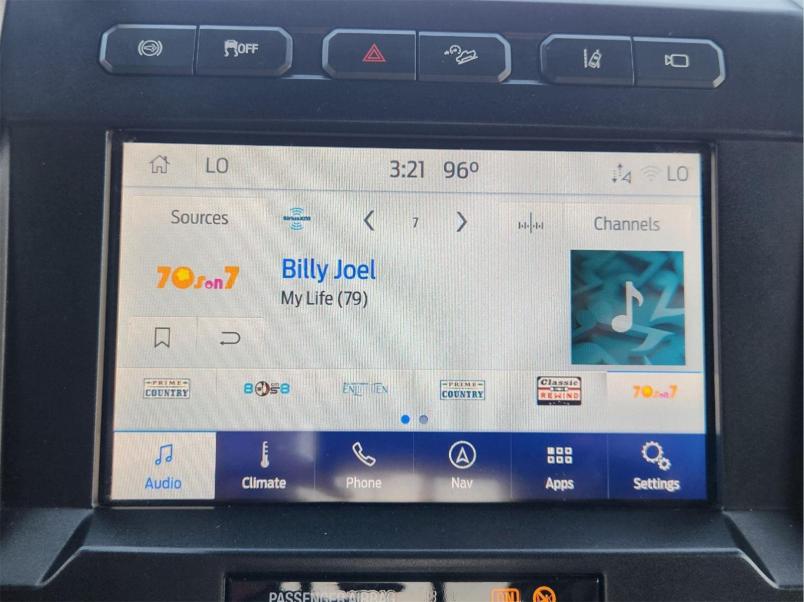 2021 Ford Super Duty F-250 photo 17 of 34