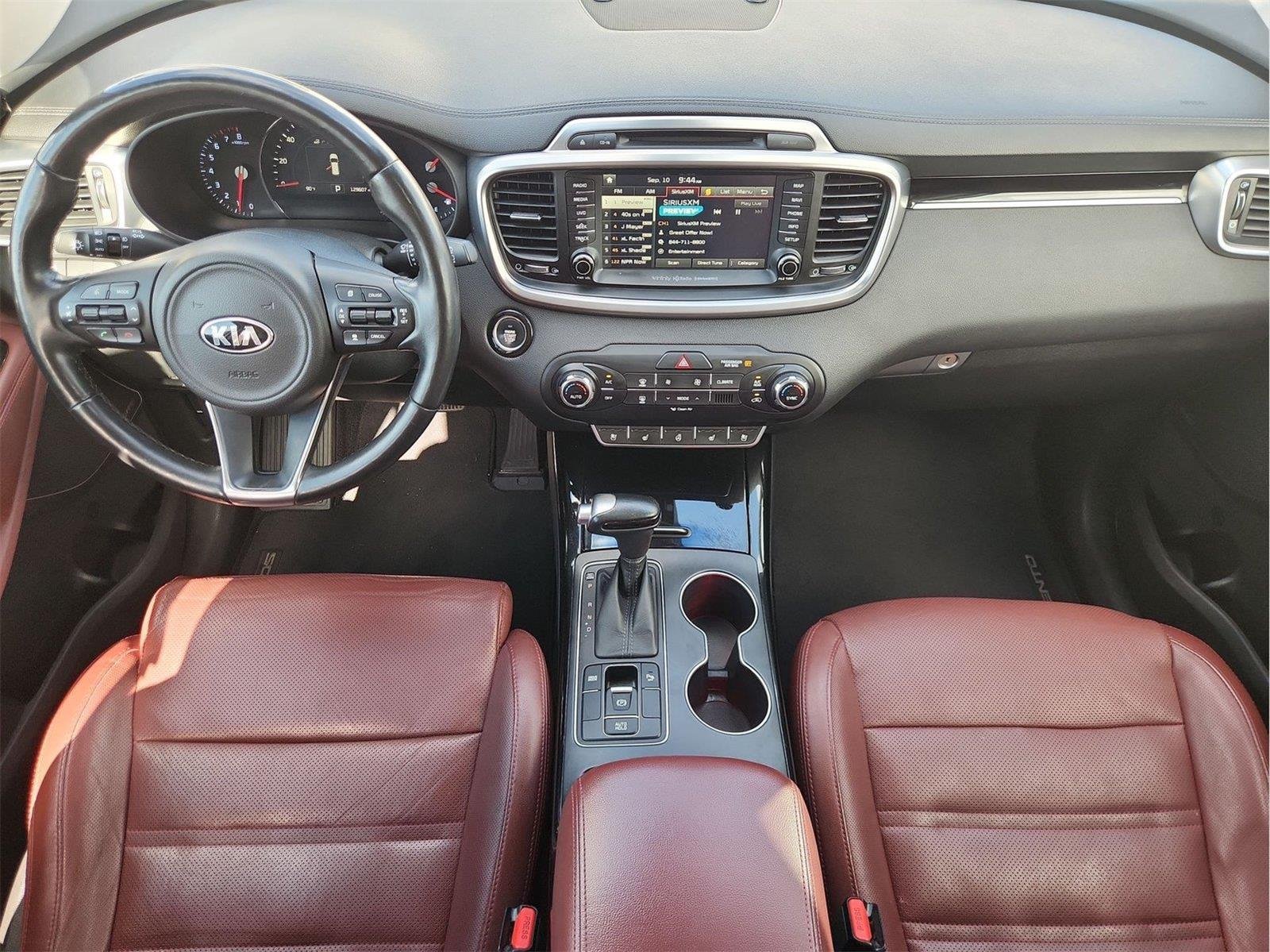 2017 Kia Sorento 3.3L SX White at Beck & Masten Kia