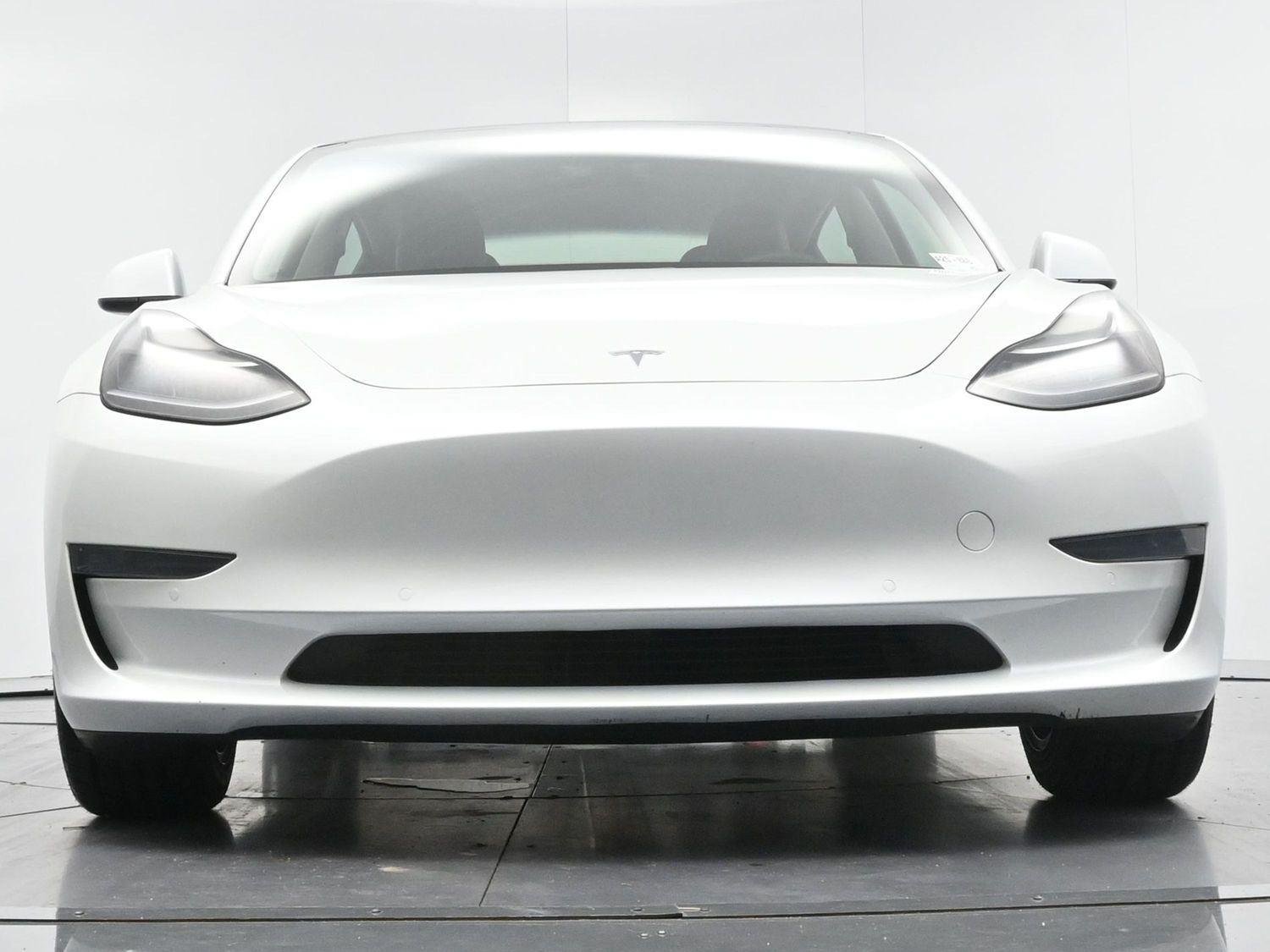 Used 2021 Pearl White Multi-Coat Tesla Standard Range Plus image 44