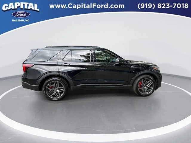 Used 2025 Black Ford ST-Line image 9