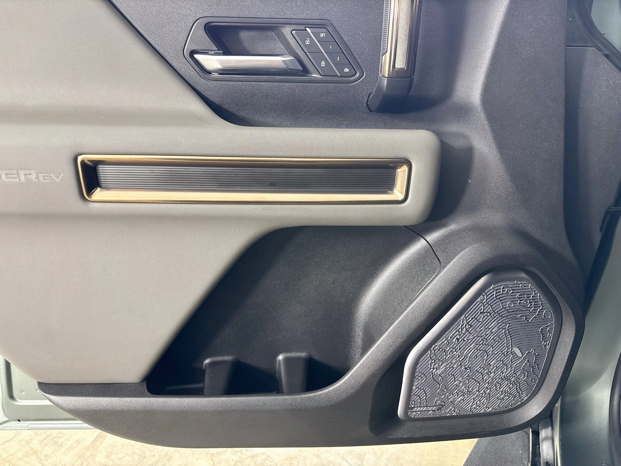 Used 2024 Moonshot Green Matte GMC 3X image 20