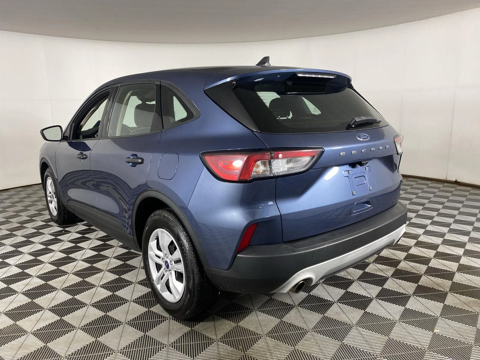 Used 2020 Blue Ford S image 15